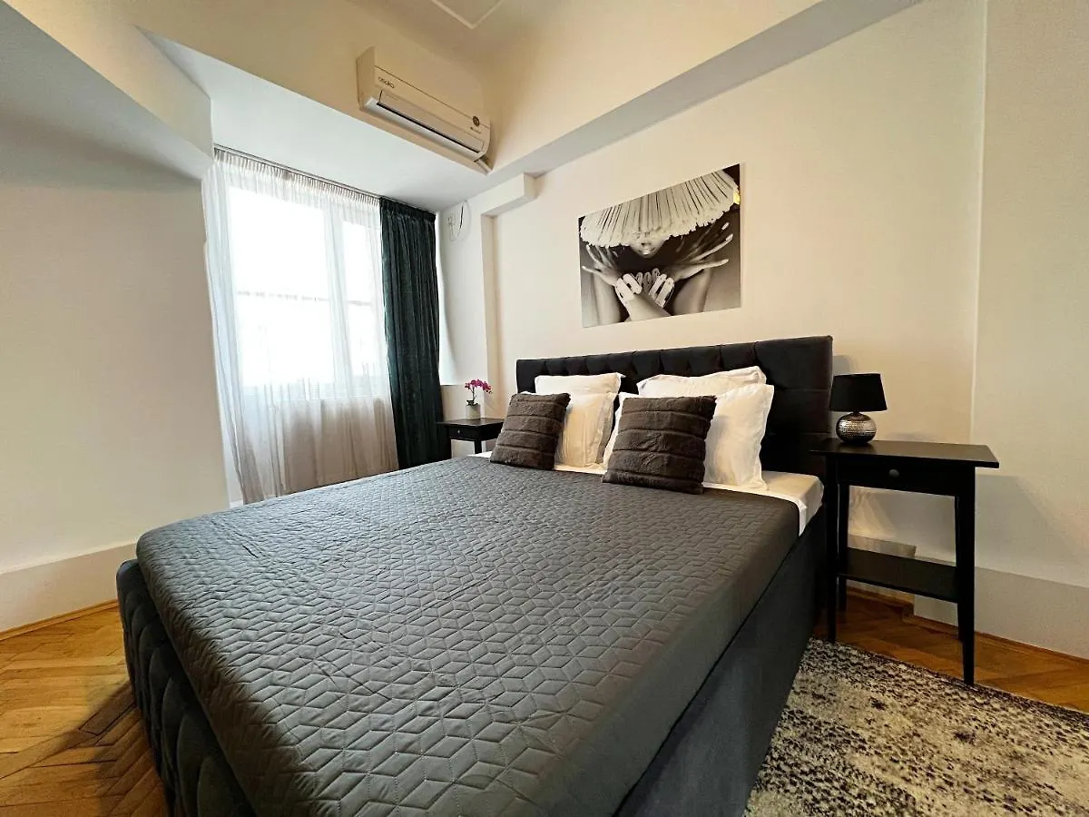 City View - Luxury Apartment - Sanador Victoriei 布加勒斯特